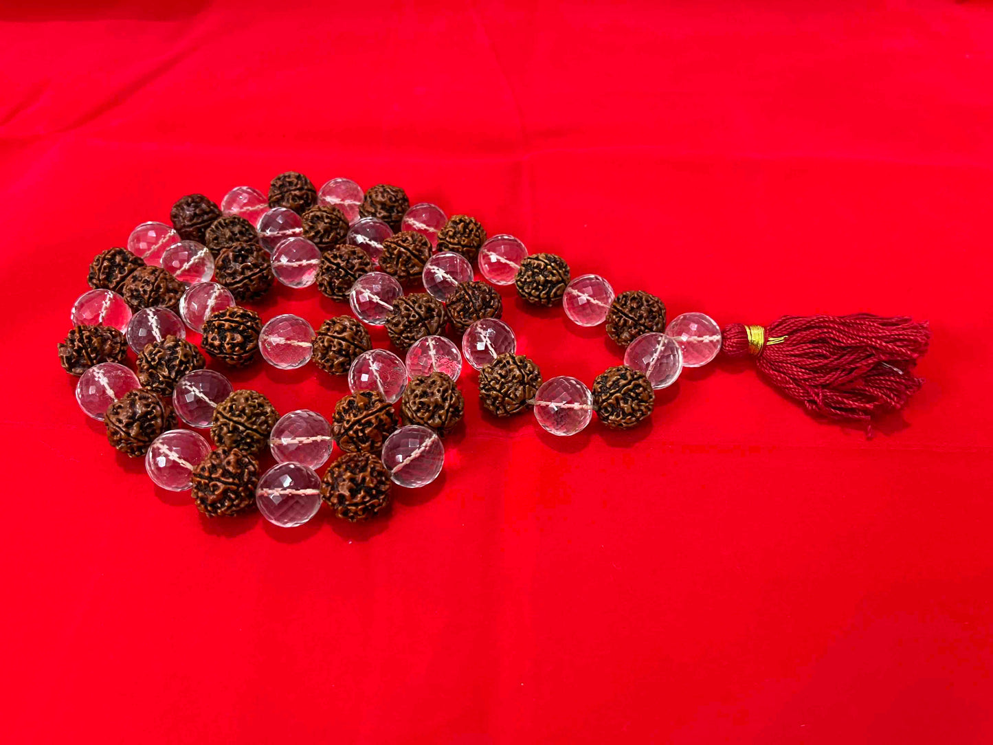 Spathik Rudraksha Kantha Mala 32+1 Beads